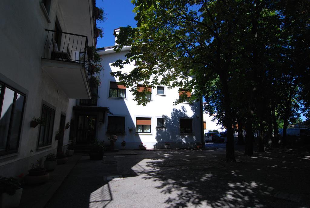 Albergo Alla Valle Di Banne トリエステ エクステリア 写真